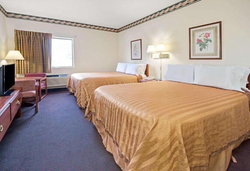 חדר סטנדרט, Travelodge By Wyndham St. Louis