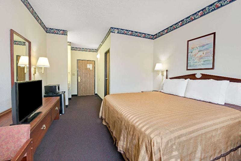 Стандартный Номер Кровать Кинг, Travelodge By Wyndham St. Louis