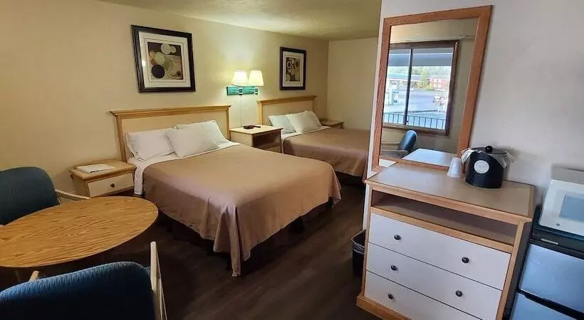 ２ダブルベッドのスタンダードルーム, Economy Inn