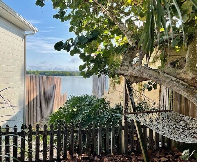 منزل غرفة نوم واحدة, Turtle Beach Resort