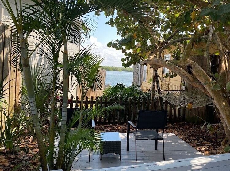 منزل غرفة نوم واحدة, Turtle Beach Resort