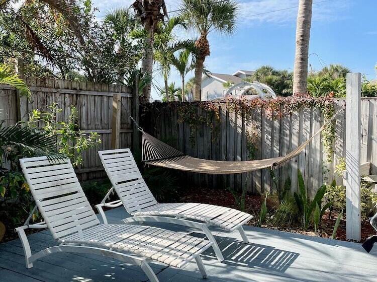 منزل غرفة نوم واحدة, Turtle Beach Resort