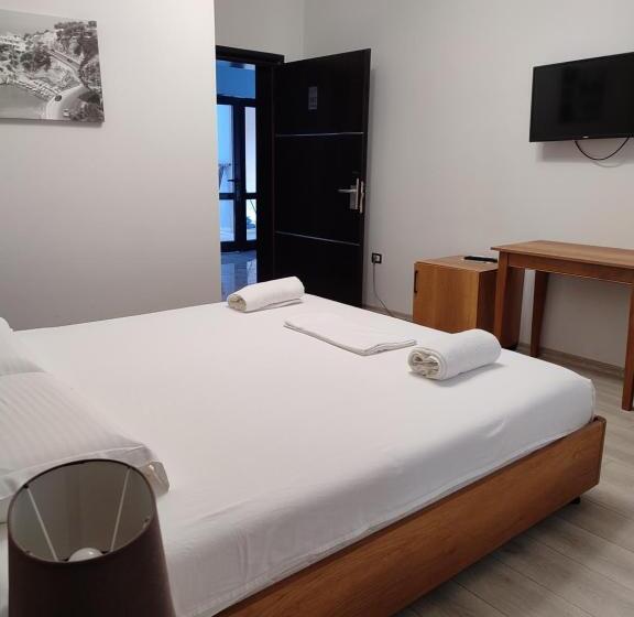 חדר סטנדרט, Salvadore