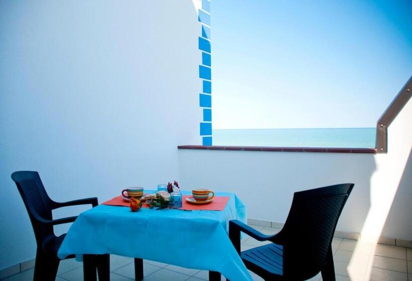 海景标准间露台, In Riva Al Mare B&b