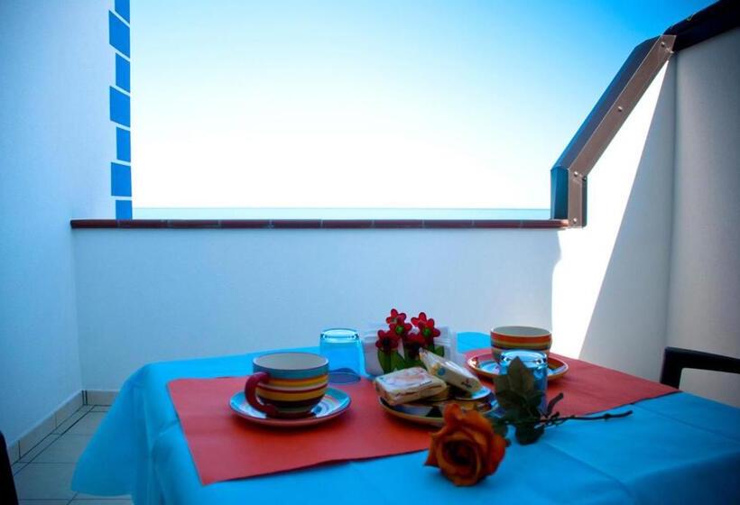 海景标准间露台, In Riva Al Mare B&b