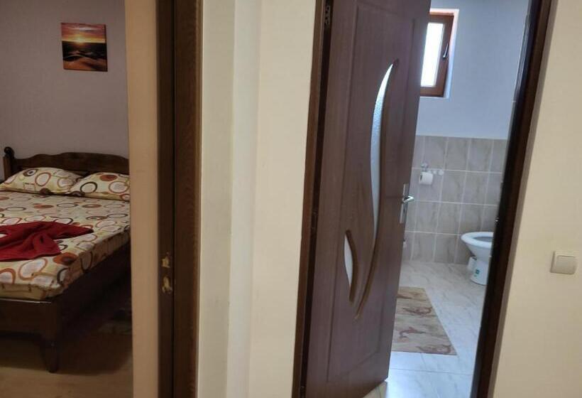 غرفة قياسية, Casa Infinity