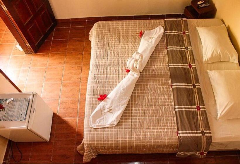 Quarto Triplo Standart, Pousada Parador 081