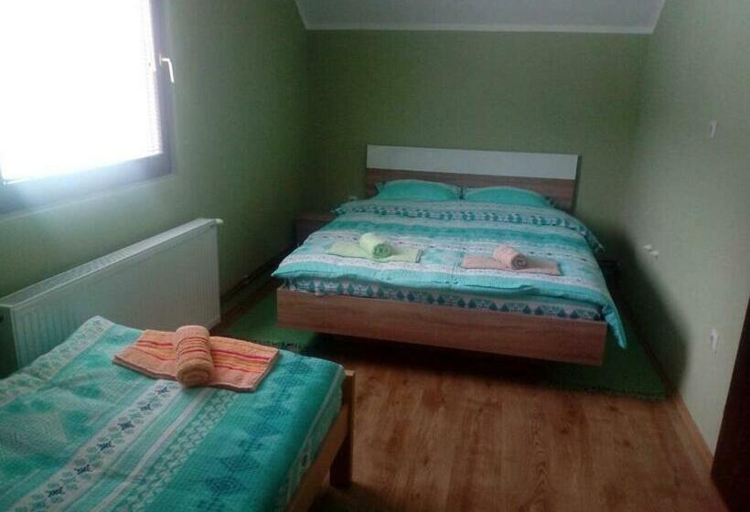 اتاق لوکس, Rooms Violeta