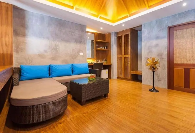 اتاق لوکس با بالکن و چشم‌انداز دریا, View Point Resort