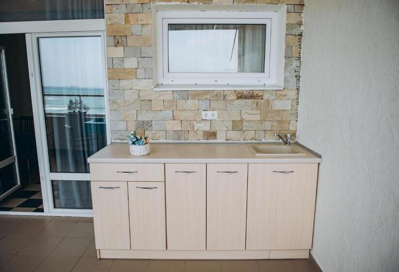 آپارتمان خانوادگی, Apart Hotel Poseidon