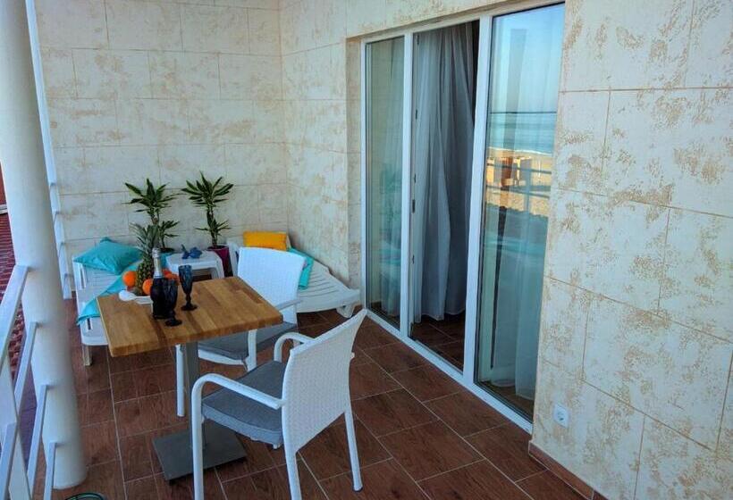 سوییت جونیور با بالکن, Apart Hotel Poseidon