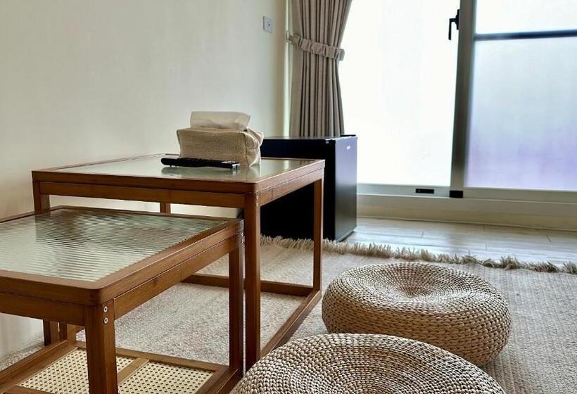 اتاق استاندارد با بالکن, 山有巷宅 Alley House