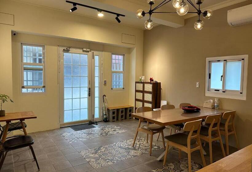 اتاق استاندارد چهار تخته, 山有巷宅 Alley House