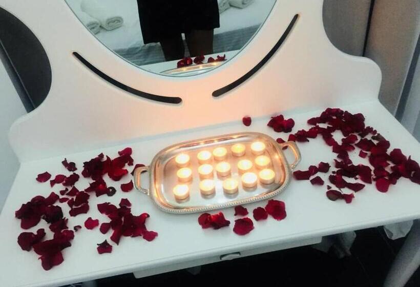 اتاق لوکس سه تخته, New House Kobuleti