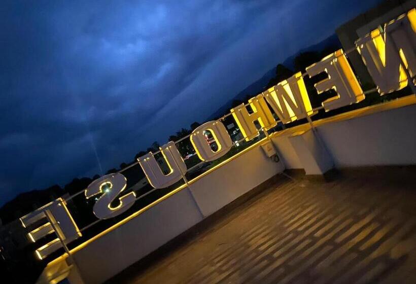 اتاق استاندارد با چشم‌انداز کوهستان, New House Kobuleti