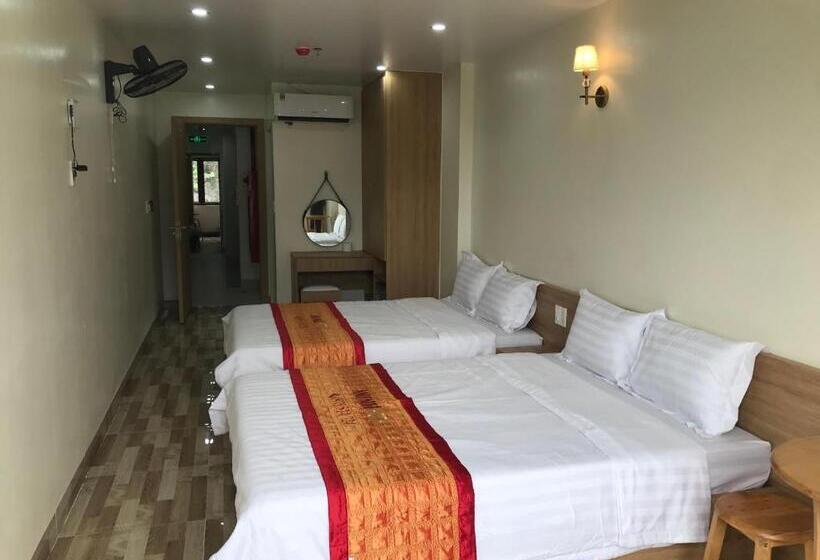 اتاق لوکس با بالکن, Sea Balcony