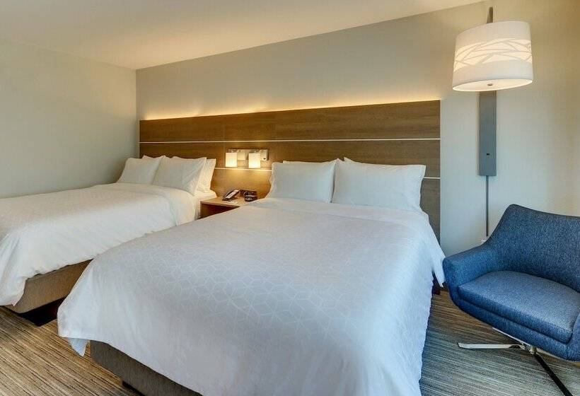 스탠다드 룸, Holiday Inn Express & Suites Roanoke – Civic Center