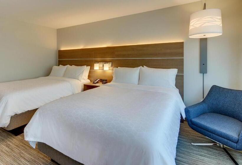 스탠다드 룸, Holiday Inn Express & Suites Roanoke – Civic Center