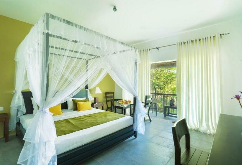 발코니 디럭스 룸, Tropical Life Resort And Spa