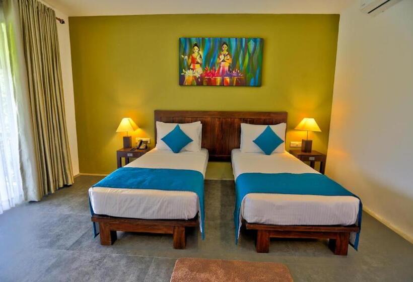 标准间带阳台, Tropical Life Resort And Spa
