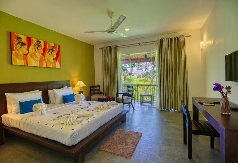 싱글 디럭스 룸, Tropical Life Resort And Spa