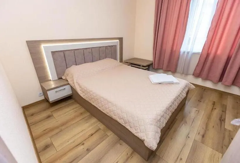 スーペリアールーム, Family Hotel Ambrozia
