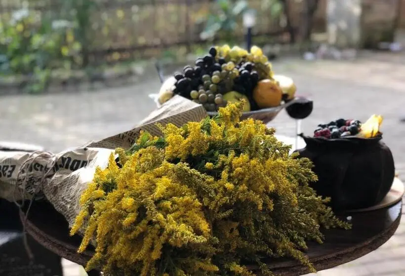 اتاق کلاسیک چهارنفره, Villa La Familia