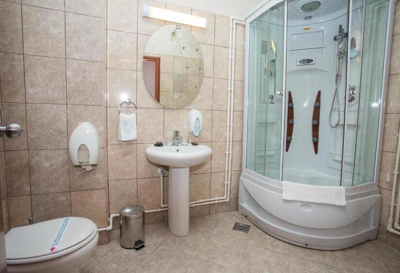 اتاق راحتی, Sin Kom Hotel Garni