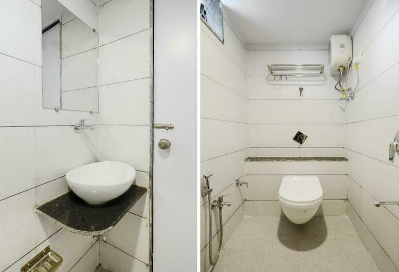 اتاق کلاسیک سه تخته, Kalash Residency