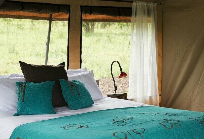 چادر با خدمات رفاهی لوکس, Nyikani Camp Central Serengeti