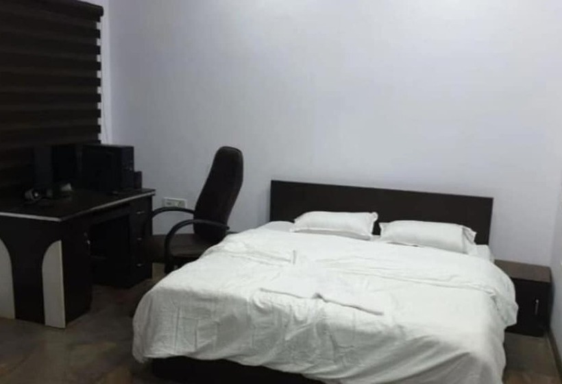 اتاق لوکس, Nisarg Resort
