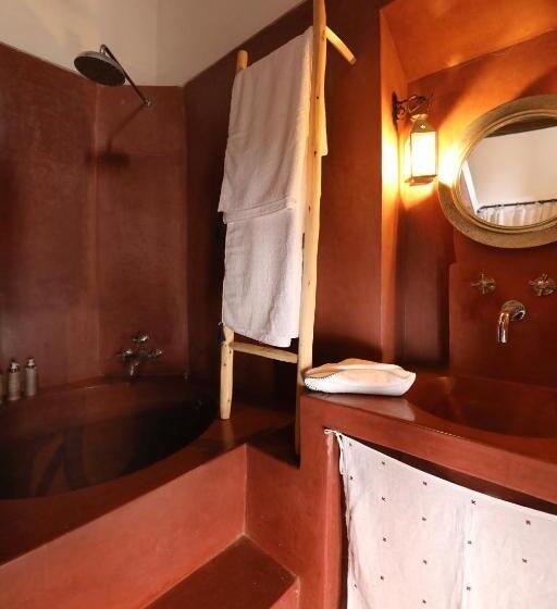 سوییت لوکس, Riad Les Hirondelles Boutique