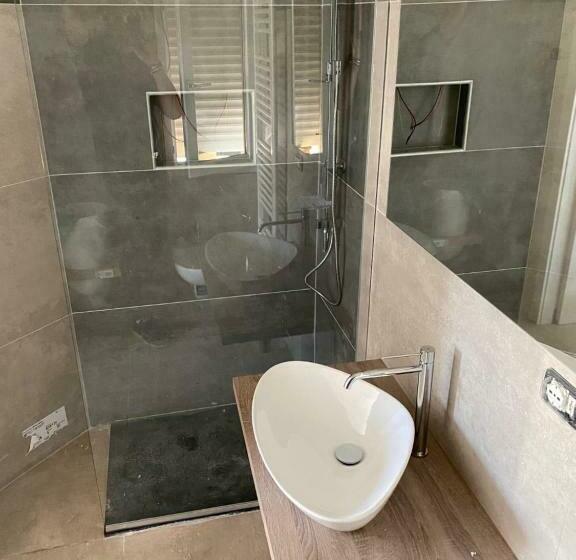 اتاق استاندارد چهار تخته, B&b Bertani