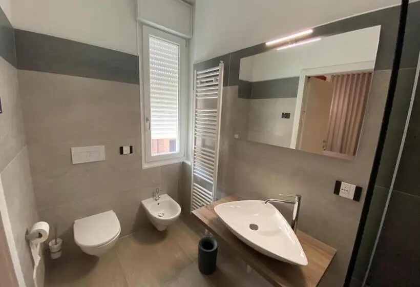 Chambre Quadruple Standard avec Balcon, B&b Bertani