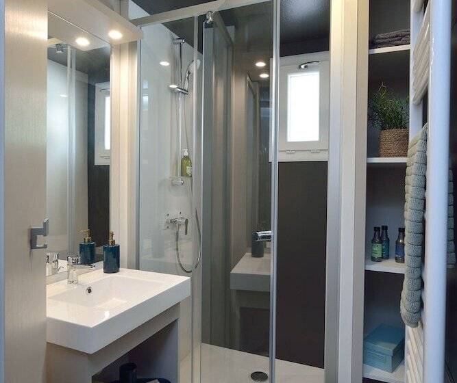 Люкс Премиум, Domaine Les 2 Mondes