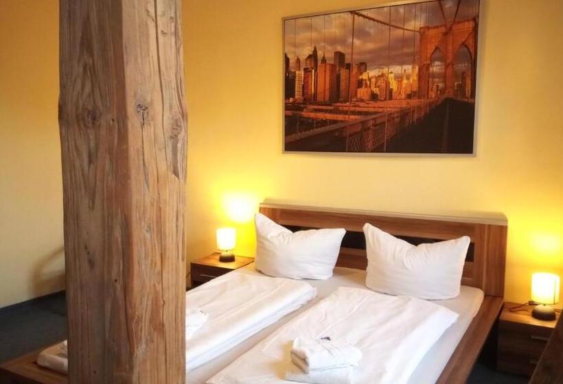 Номер Стандарт, Gasthof Zur Rose