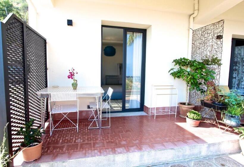 キングサイズベッドのスーペリアルーム, Al 33 Giri