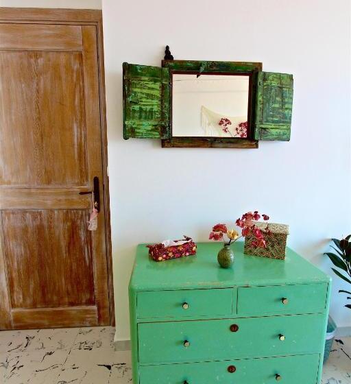 オーシャンビューデラックスルームバルコニー付き, Al 33 Giri