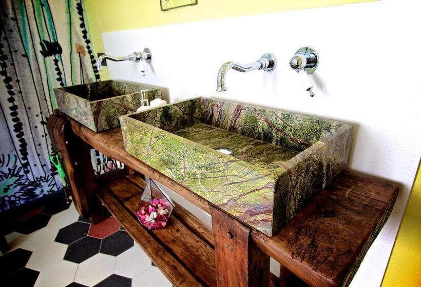 オーシャンビューデラックスルームバルコニー付き, Al 33 Giri