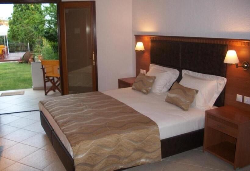 스탠다드 트리플 룸, Filoxenia