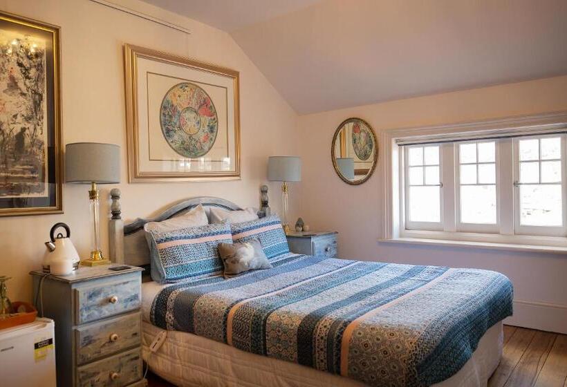 غرفة قياسية حمام مشترك, Assemblage Boutique Art B & B