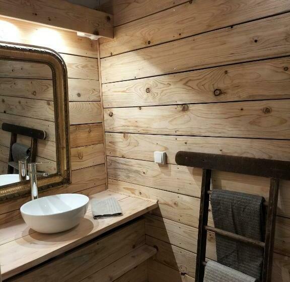 エコノミールーム, La Maison Sous Le Château