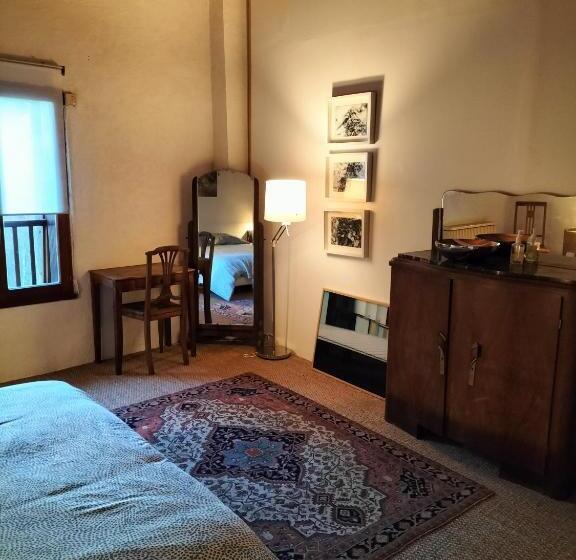 エコノミールーム, La Maison Sous Le Château