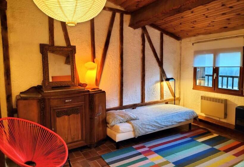 トリプルクラシックルーム, La Maison Sous Le Château