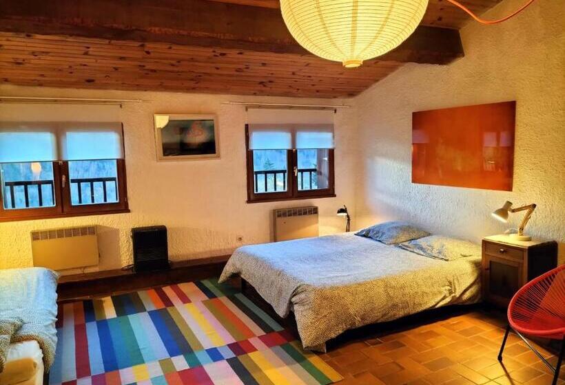 トリプルクラシックルーム, La Maison Sous Le Château