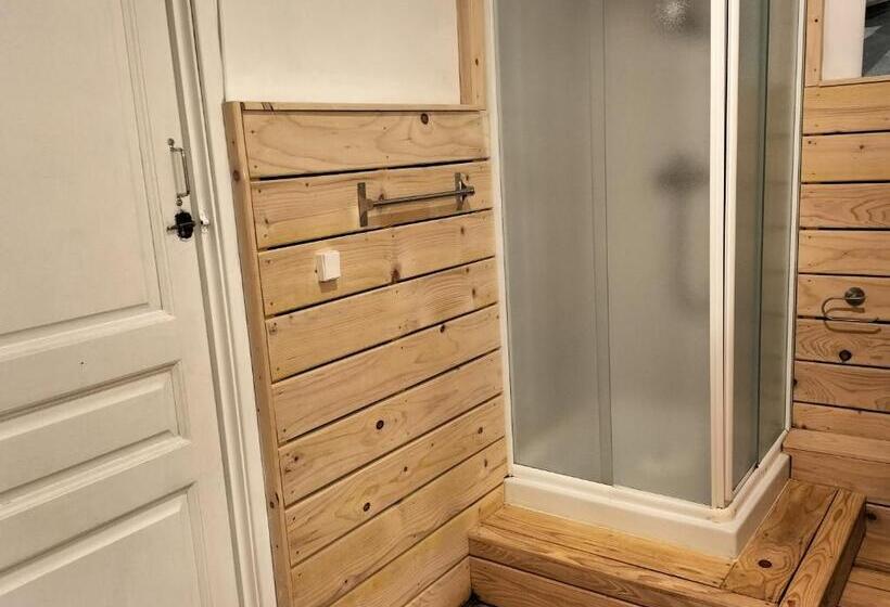 トリプルクラシックルーム, La Maison Sous Le Château