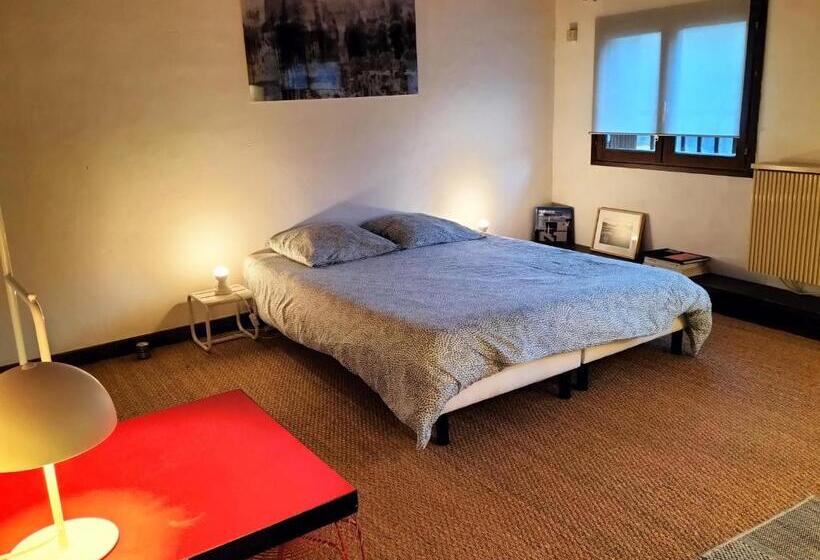 マウンテンビュースタンダードルーム, La Maison Sous Le Château