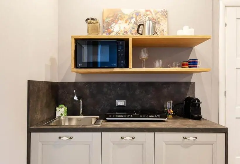 اتاق سوپریور با تخت بزرگ, Vespucci Boutique