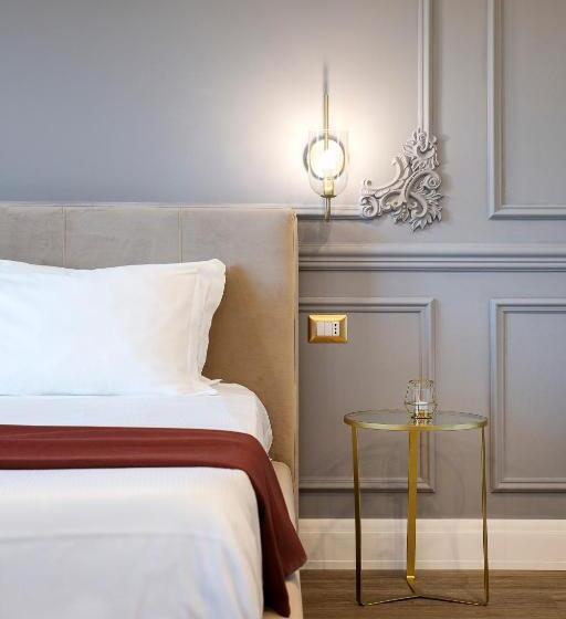 غرفة قياسية, Vespucci Boutique