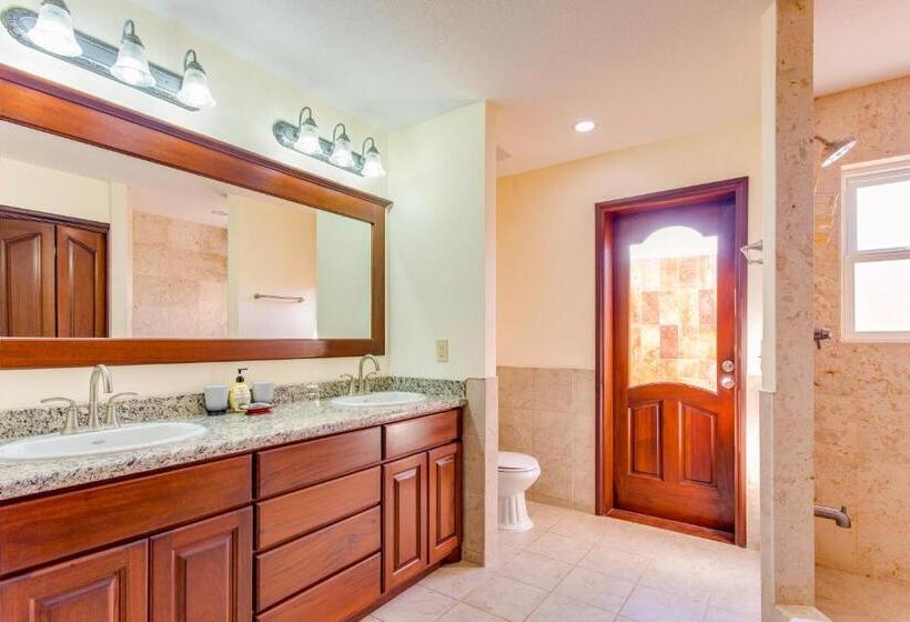 آپارتمان 2 خوابه, Seiri Del Mar